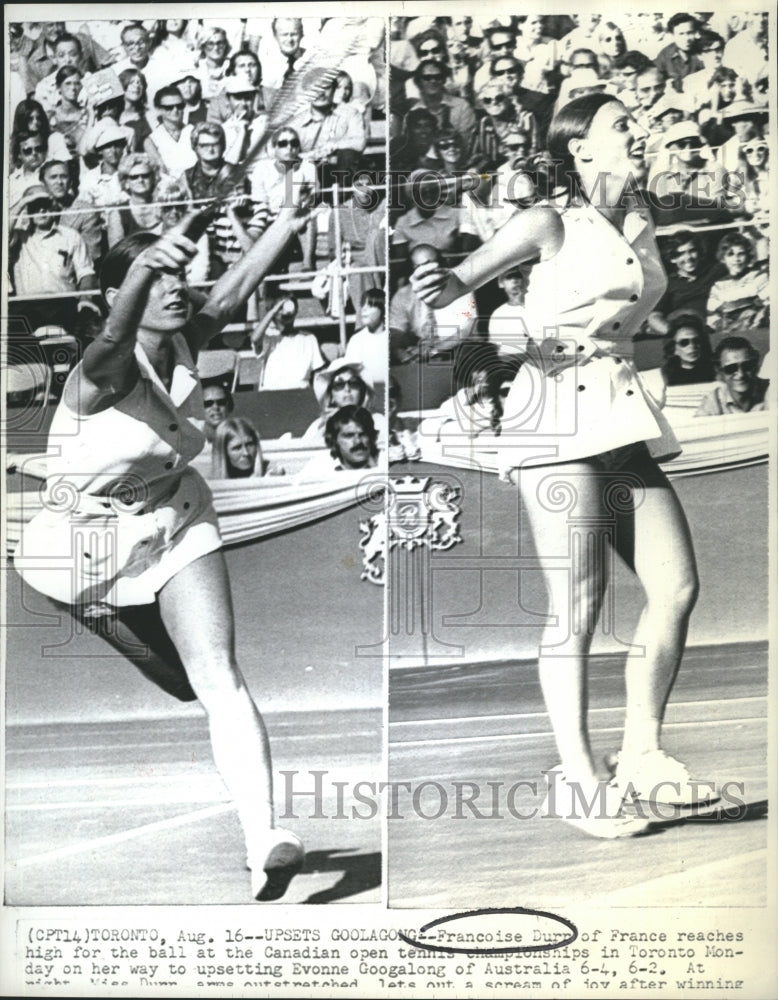 1971 Press Photo Francoise Durr of France upsets Evonne Googalong of Australia.- Historic Images