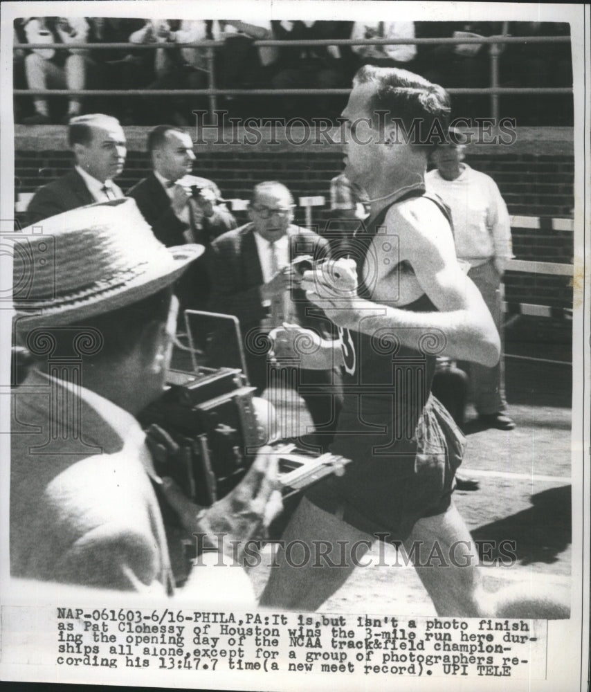 1961 Press Photo Pat Clohessey Winner Three Mile Run NCAA Track and Field Meet- Historic Images