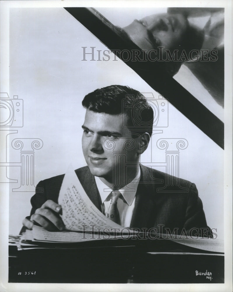 1969 Press Photo Lee Luvisi Pianist - RSH42669