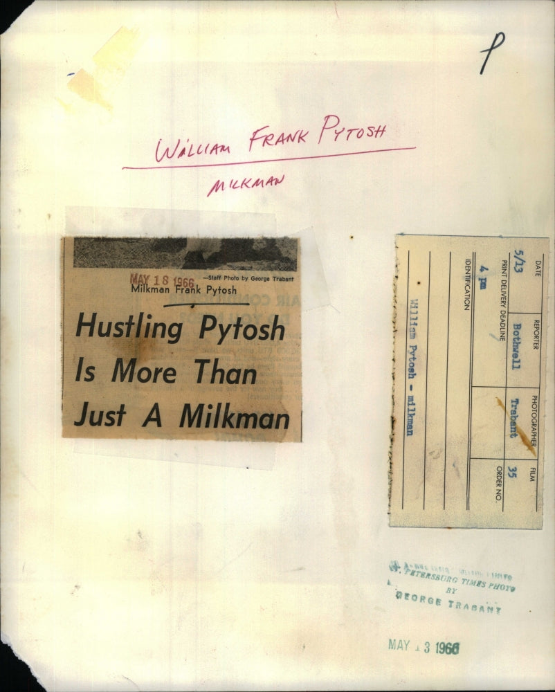 1966 Press Photo William Pytosh Milkman Delivers To Homes - RSH47773