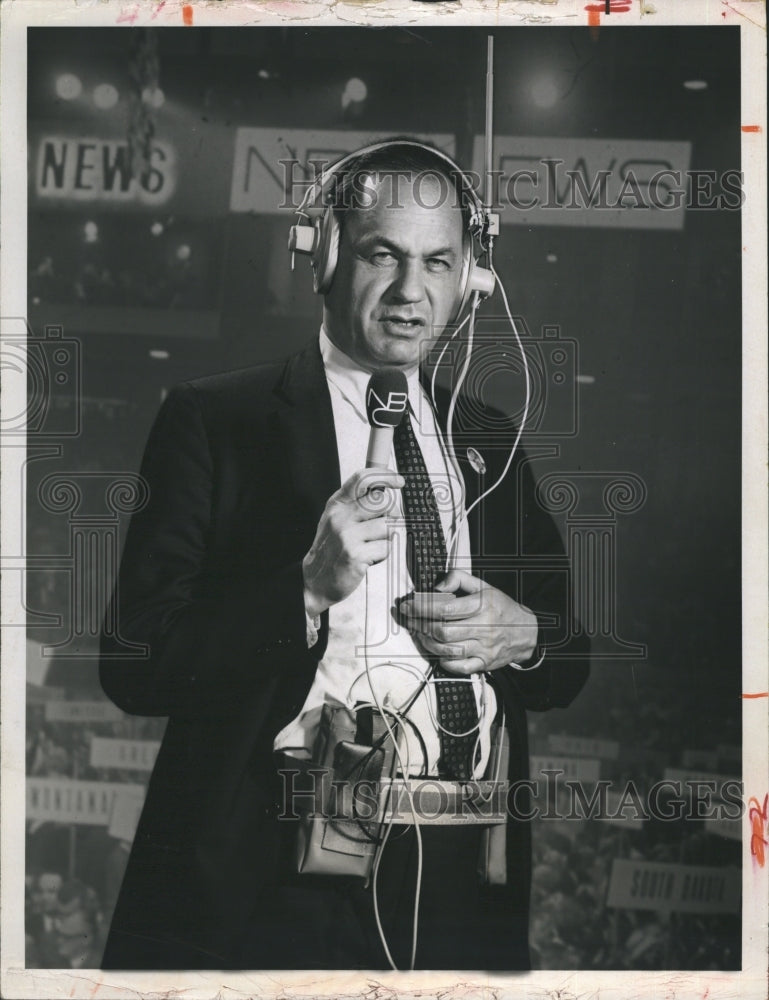 1976 Press Photo News Correspondent Edwin Newman - RSH49005
