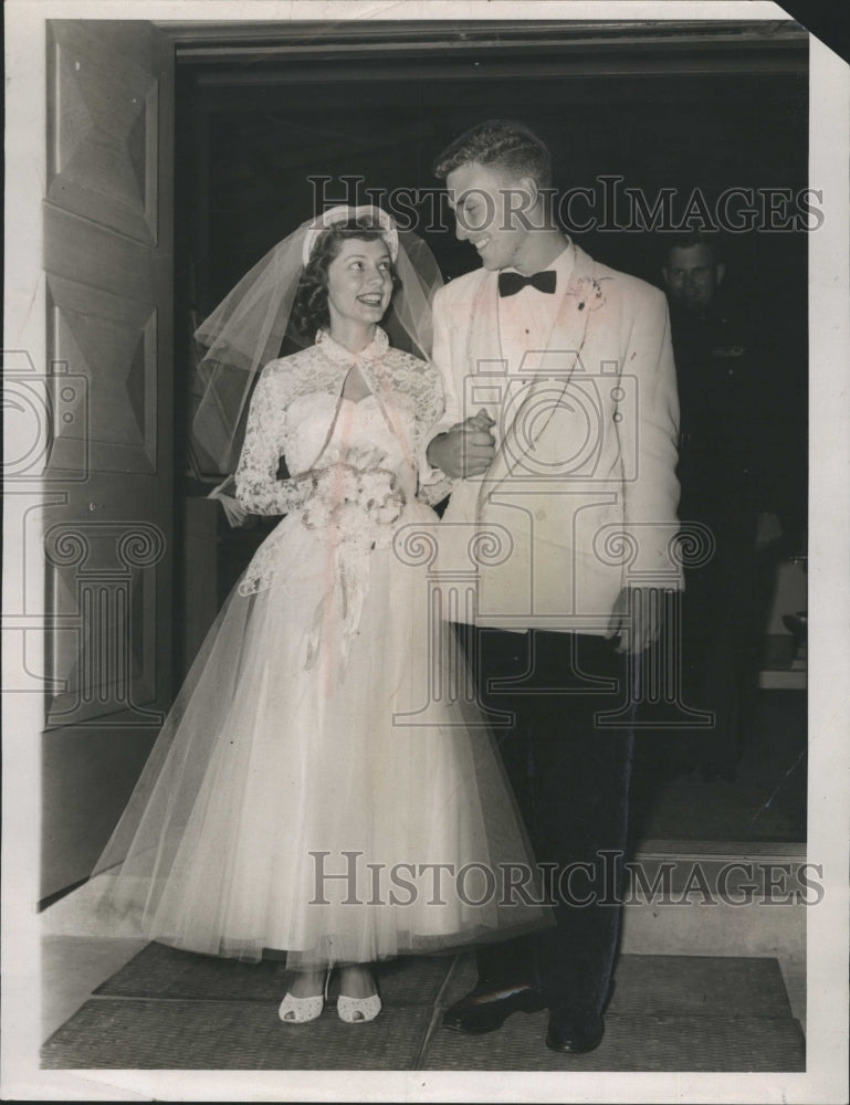 1953 Press Photo Dianne Mary Landt & Frederick Joseph Callaghan Jr. Wedding