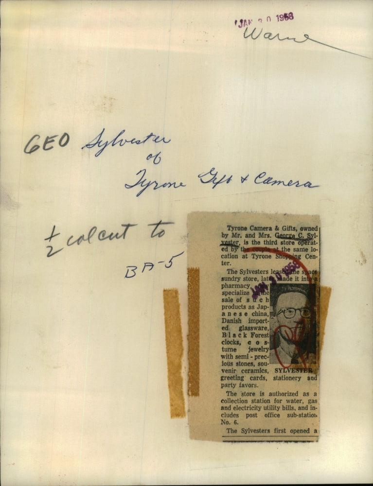 1968 Press Photo Tyrone Camera and Gifts owner George C. Sylvester - RSH57281