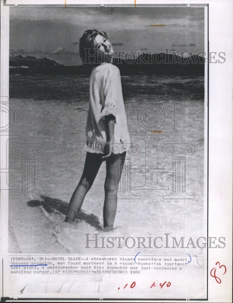 1966 Press Photo Secretary Model Suzanne Reynolds Death - RSH58293