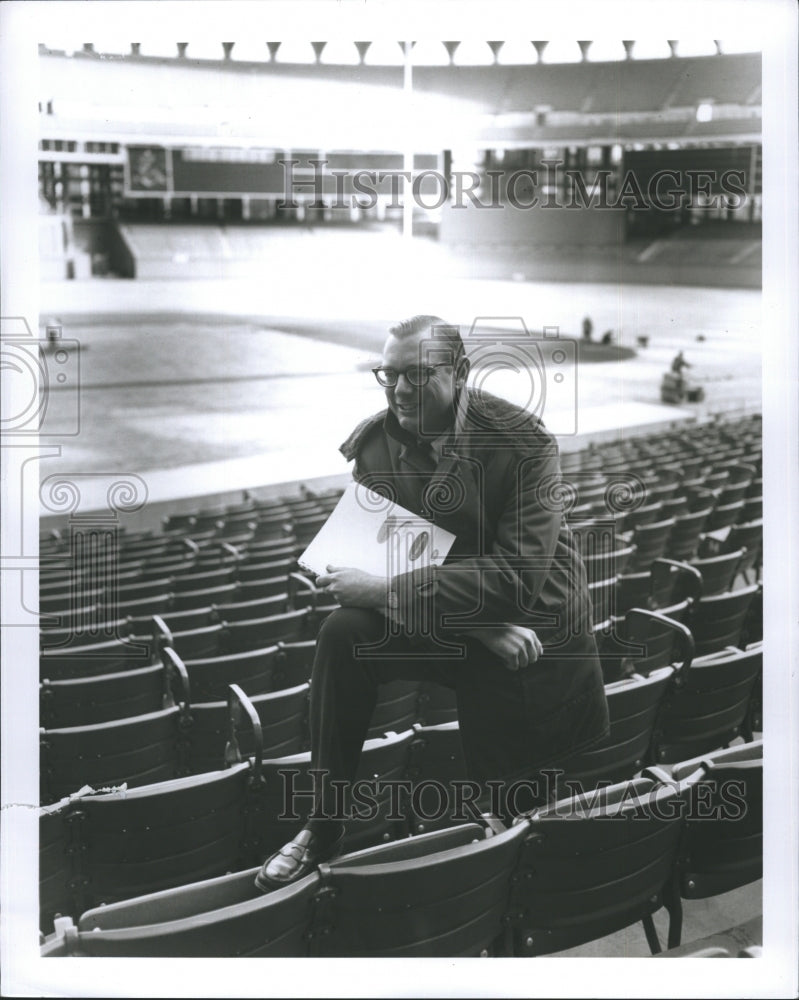 Press Photo Louis Busch Hager - RSH63915