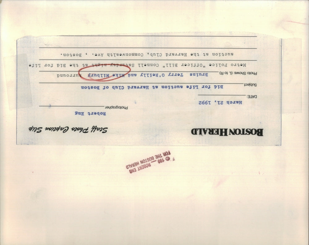 1992 Press Photo Bruins Terry O'Reilly Mike Milbury Metro Officer Bill Connell