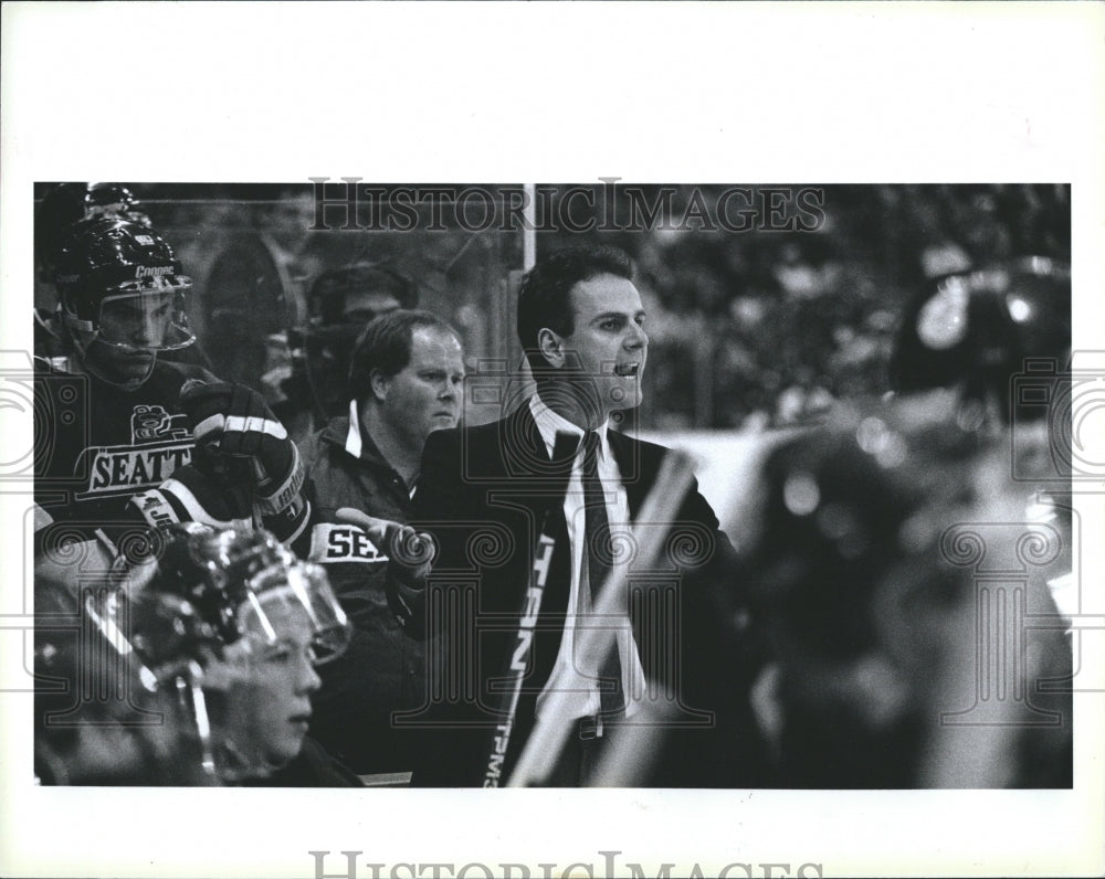 1990 Press Photo Coach Peter Anholt of Seattle Thunderbirds. - RSH68687- Historic Images