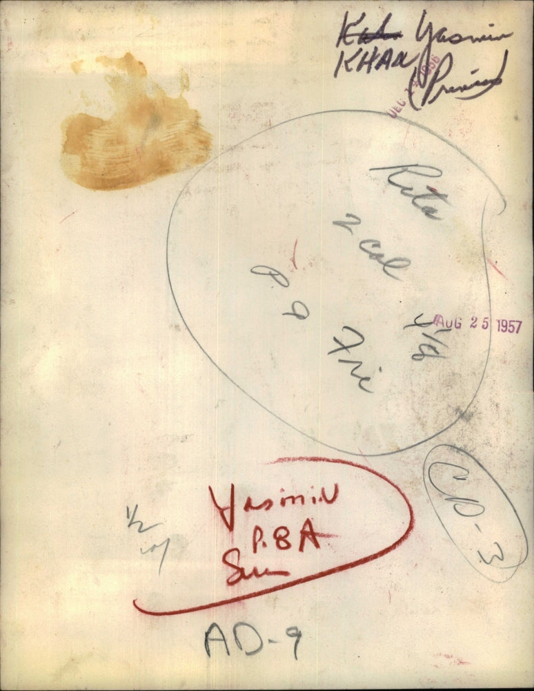 1956 Press Photo Actress Rita Hayworth with her two daughters. - RSH77971