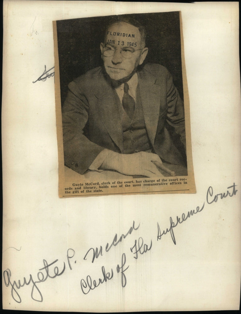 1945 Press Photo Clerk of the court Guyte McCord is in charge of court records
