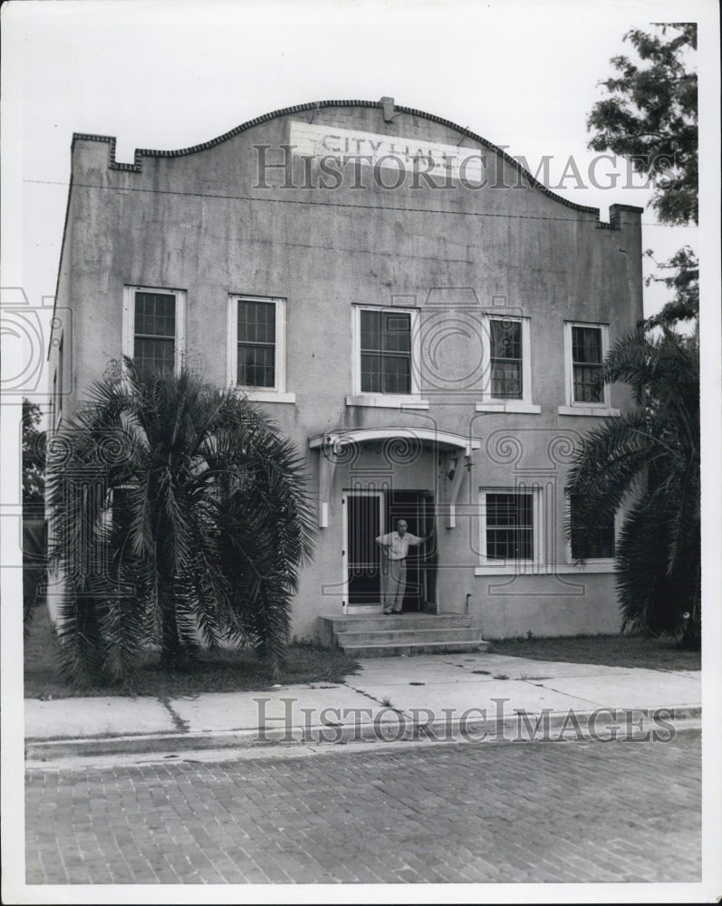 Press Photo City Hall in Groveland,Fla. - RSJ04469