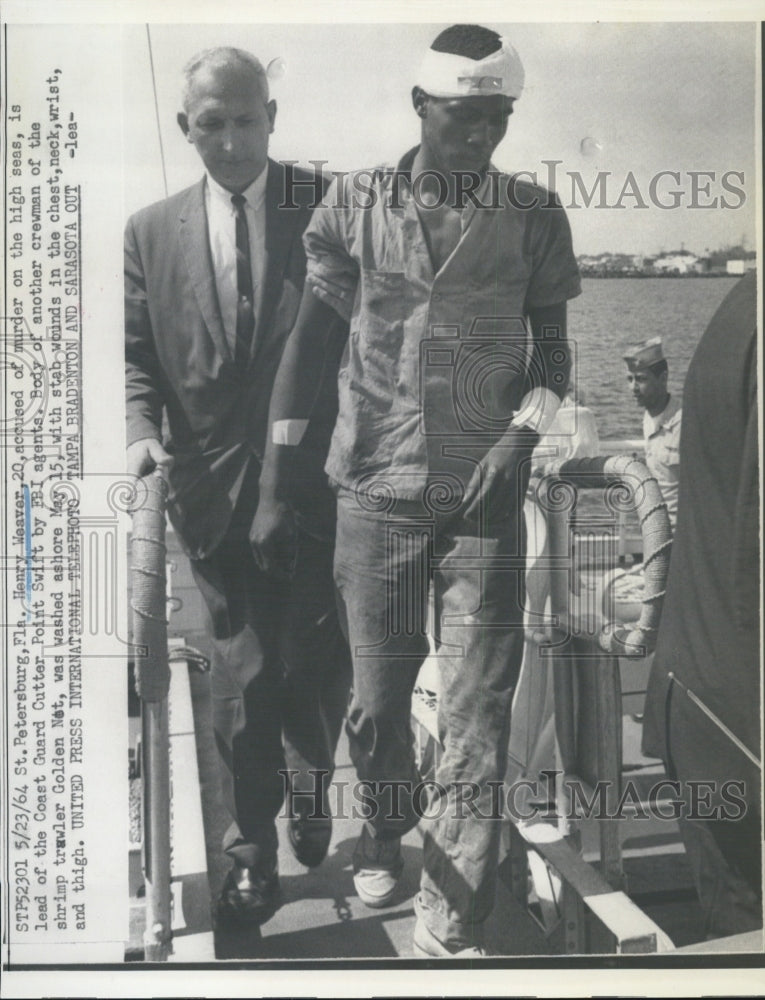 1964 Press Photo Henry Weaver Criminal Coast Guard Cutter - RSJ09969