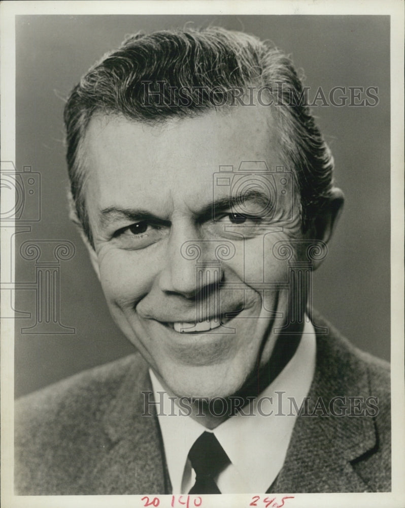 1968 Press Photo Actor Spokesman Patrick McCullough - RSJ10621