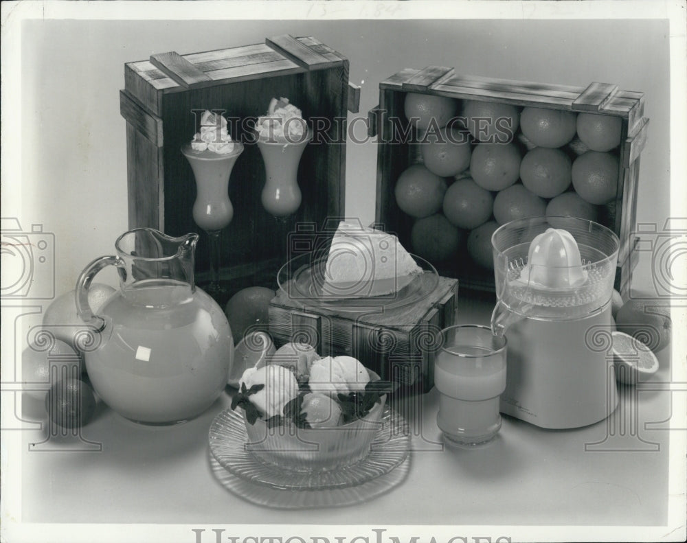 1977 Press Photo Citrus Desserts In Display - RSJ14259