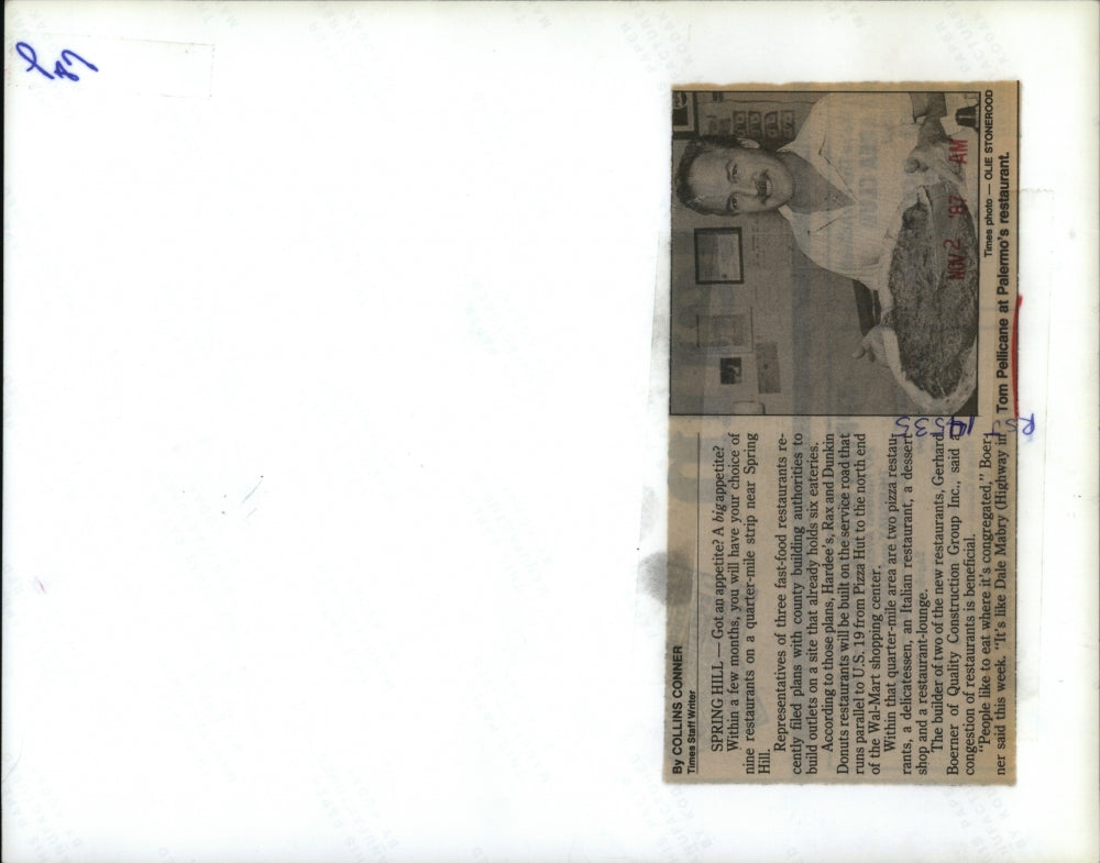 1987 Press Photo Tom Pellicane At Palermo's Restaurant Spring Hill Florida