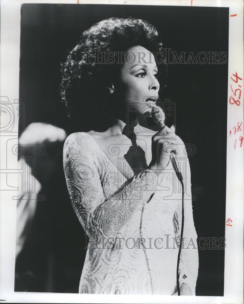 1935 Press Photo Singer Diahann Carroll- Historic Images