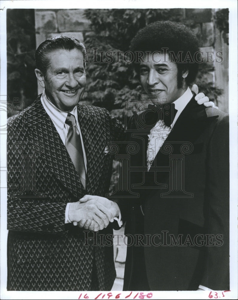 1973 Press Photo Bandleader Lawrence Welk Canadian Singer Bobby Griffith- Historic Images