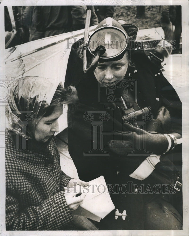 1959 Press Photo Michael Nunes and Marie Barrows - Historic Images