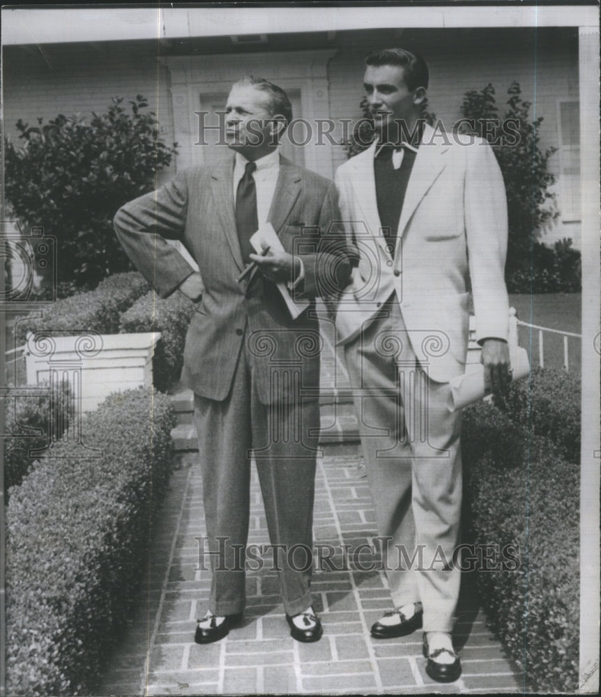 1955 Press Photo Comedian George Burns with son Ronnie Burns- Historic Images