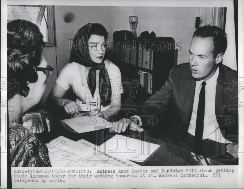 1960 Press Photo Anne Baxter Actress Randolph Galt Getting Marriage License- Historic Images