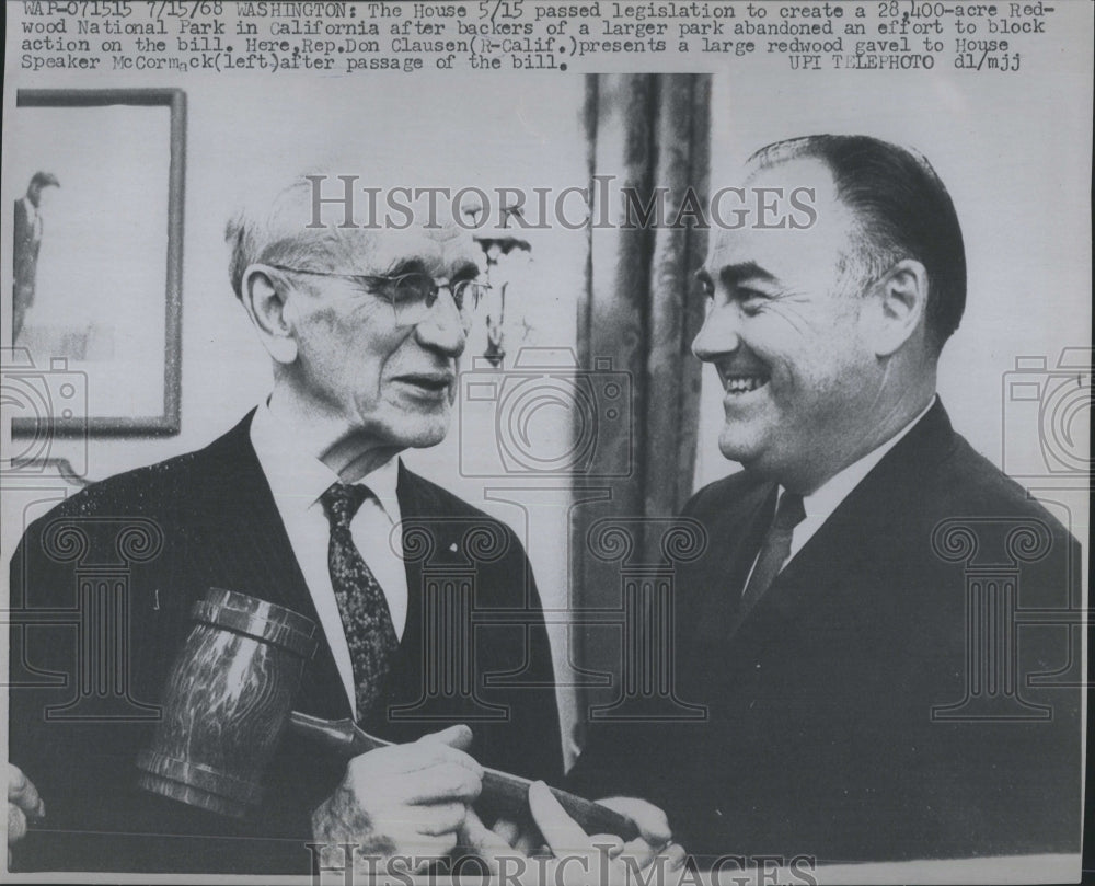 1968 Press Photo Rep Don Clausen (R) Calif &amp; House Speaker McCormack- Historic Images