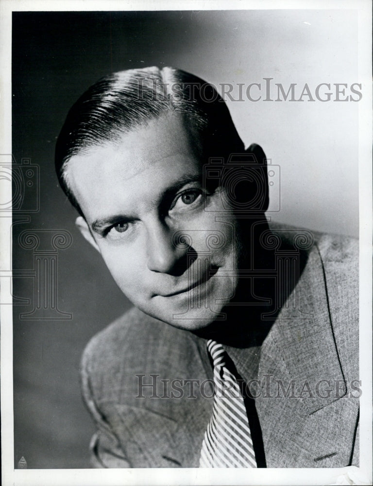 1944 Press Photo Mark Hellinger,  American journalist, columnist.- Historic Images