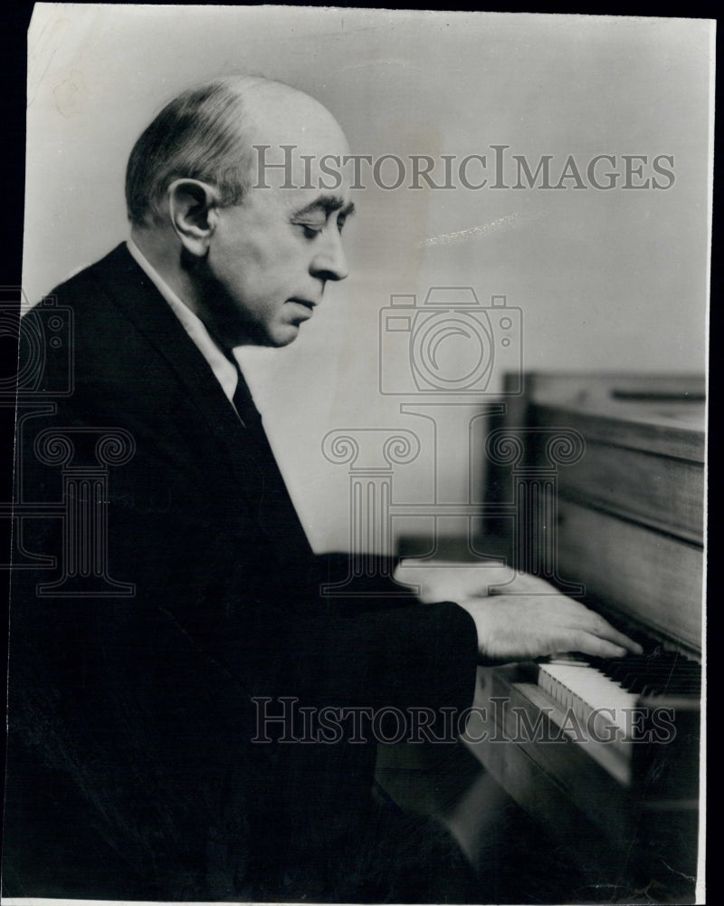 1954 Press Photo A picture of Jan Smeterlin- Historic Images