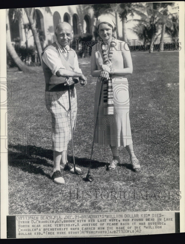 1942 Press Photo Broadway Actor Byron Chandler Wife Betty Jean West Golf- Historic Images