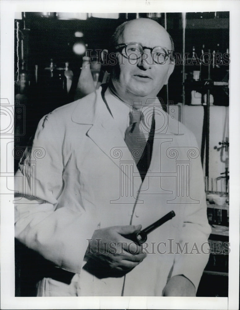 1949 Press Photo Dr. Michael Somogy, Chemist- Historic Images