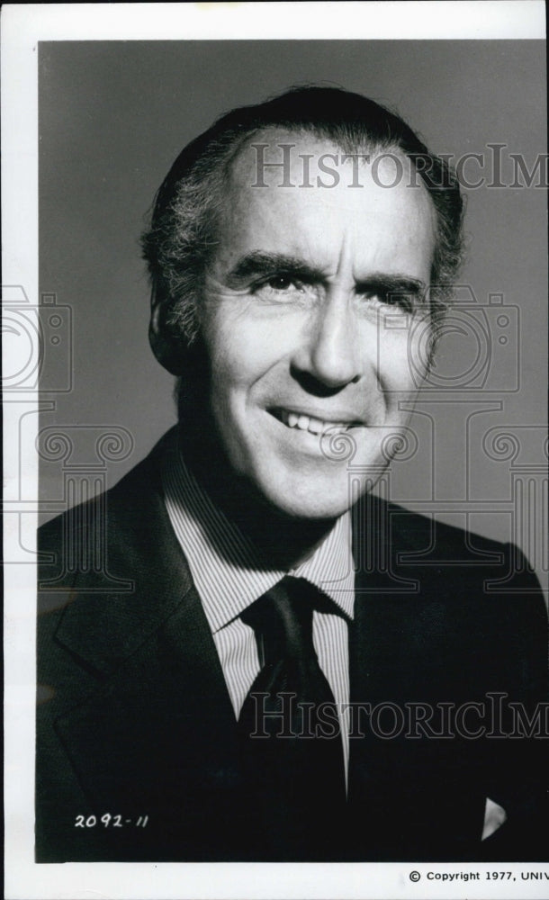 1977 Press Photo Christopher Lee in "Airport 77 "