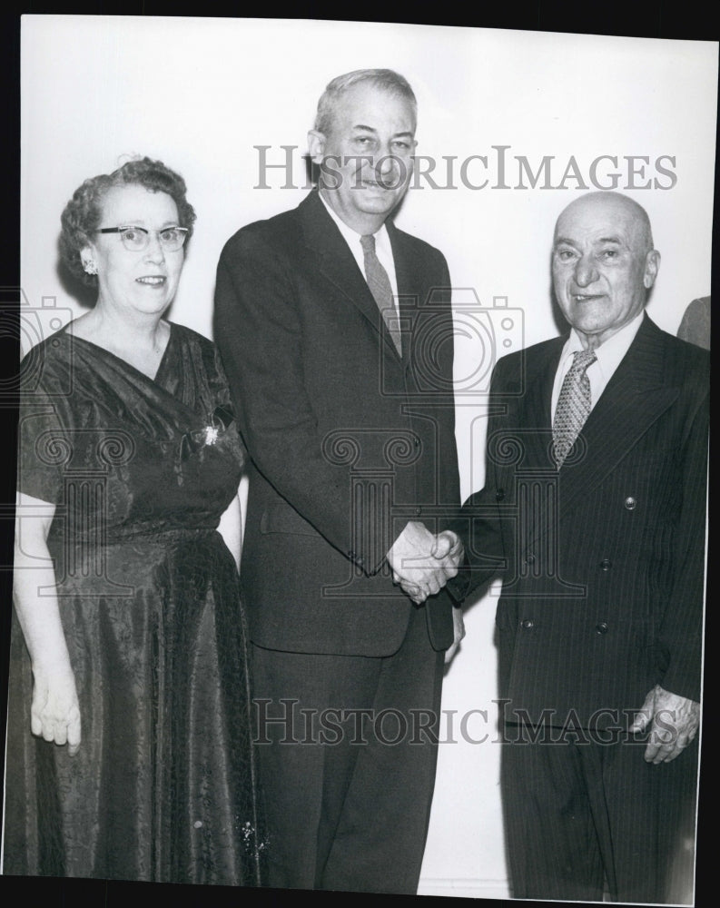 1959 Press Photo Babson Inst. Pres GM Trim,Guy Massieri of Wellesley&amp; FE Burgess- Historic Images