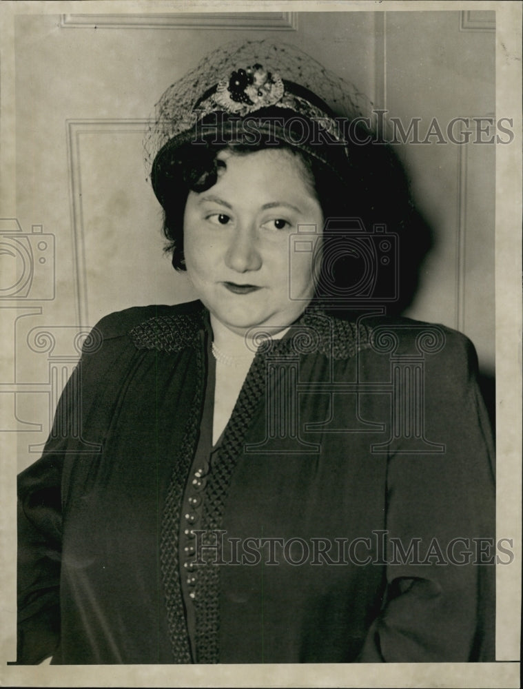 1951 Press Photo Mrs Antoinette Rubano at Federal court- Historic Images