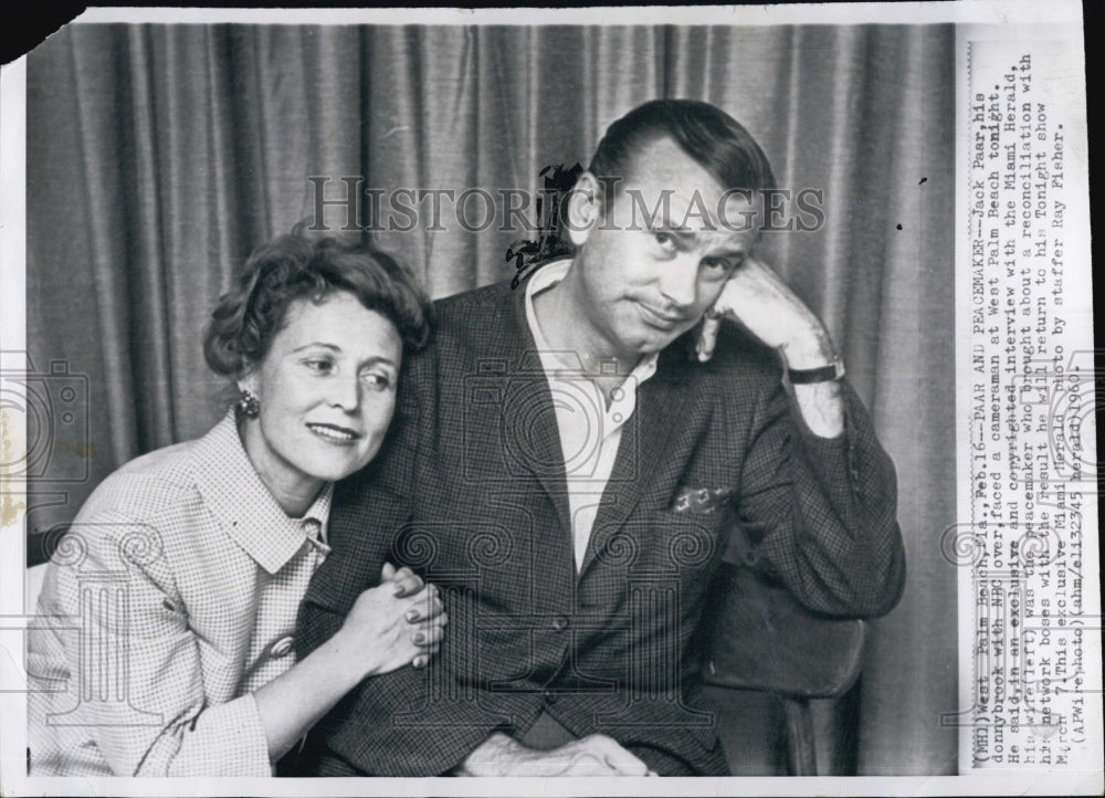 1960 Press Photo Jack Parr and Wife /Peacemaker with NBC- Historic Images