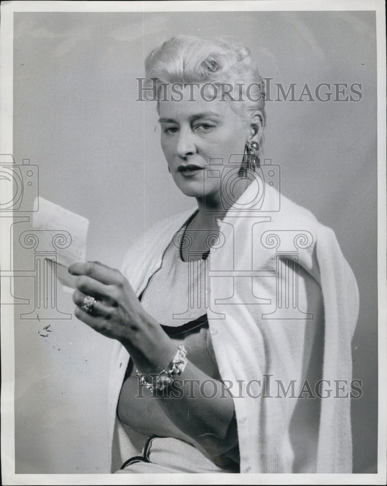 1956 Press Photo Night club performer, Margaret Proctor Cooper Sablone Pelusso- Historic Images