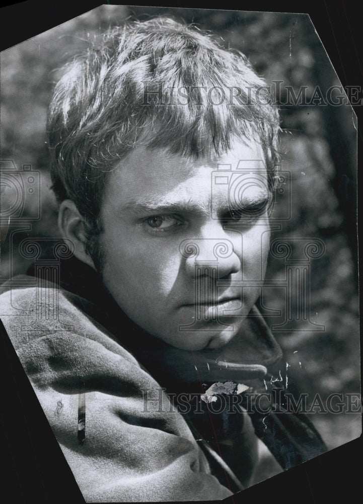 1969 Press Photo Michael Pollard  in "Hannibal Brooks"- Historic Images