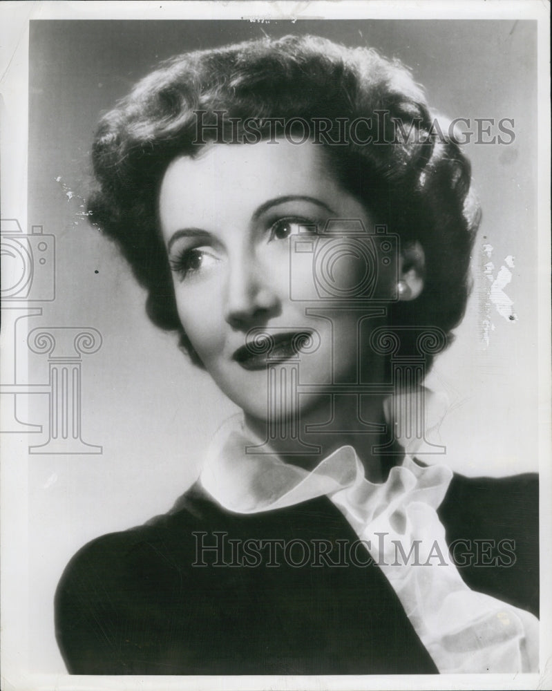 1947 Press Photo Actress Sarah Burton for &quot;Tonight at 8:30&quot;- Historic Images