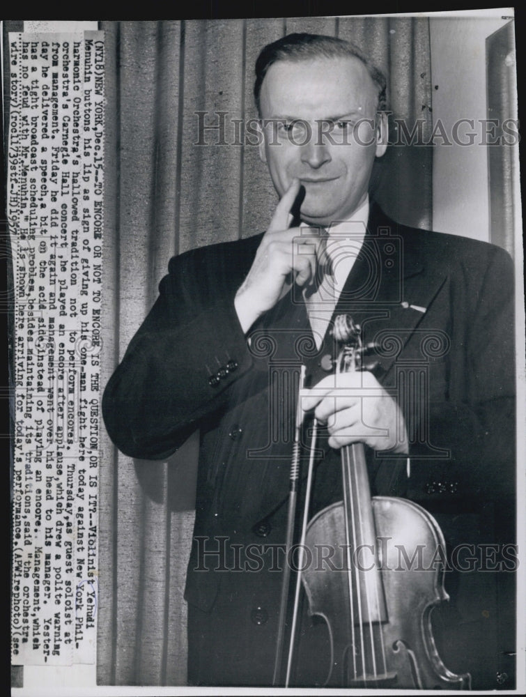 1957 Press Photo Violinist Yehudi Menuhin As Guest Soloist At Carnegie Hall - Historic Images