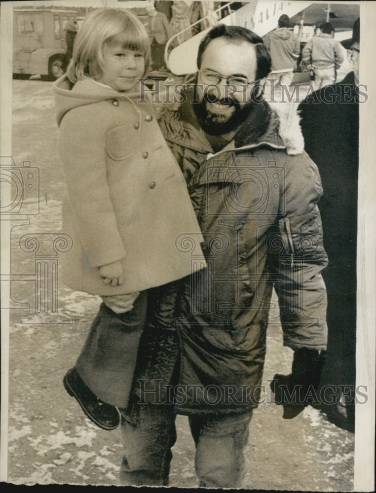 1975 Press Photo Dr. David Baltimore of MIT won Nobel Prize for Medicine - Historic Images