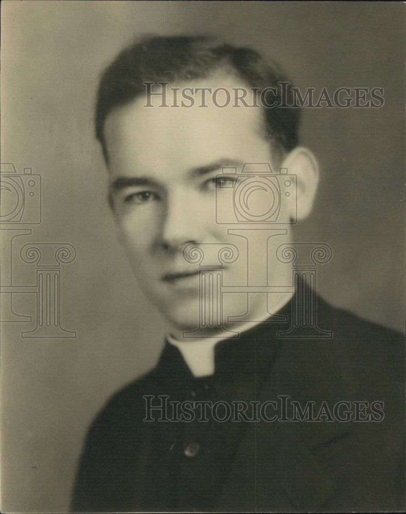 1952 Press Photo Rev. Waiter J.Leach D.D.- Historic Images