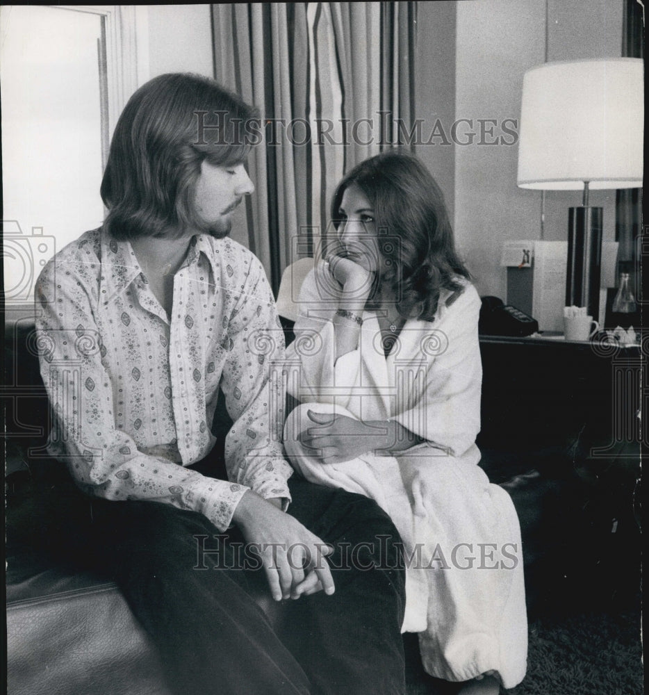 1974 Press Photo Playmate Susan Nelson and boyfriend Michael Davis- Historic Images