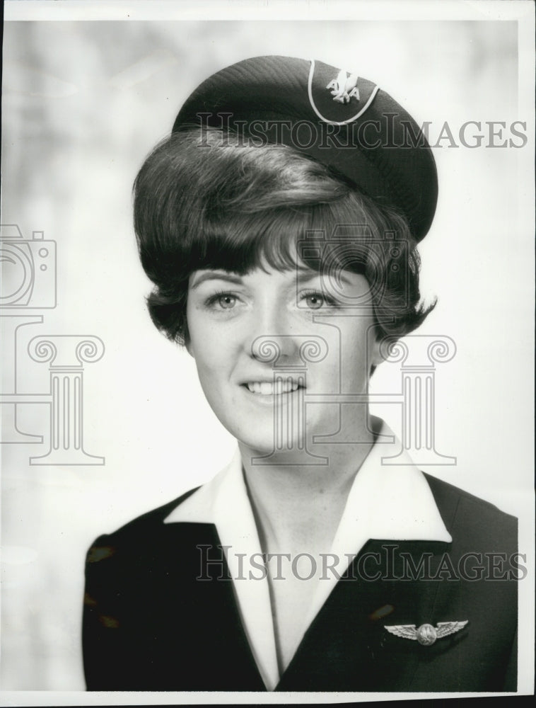 1966 Press Photo Stewardess nne Theresa McGonagle- Historic Images