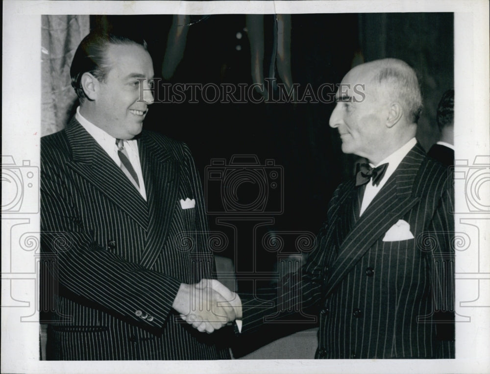 1944 Press Photo Jan Ciechanowski, John Hearst, Publisher of &quot;The Hearst Papers&quot;- Historic Images