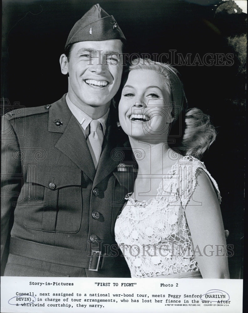1967 Press Photo Marilyn Devin and Chad Everett in &quot;First to Fight&quot;