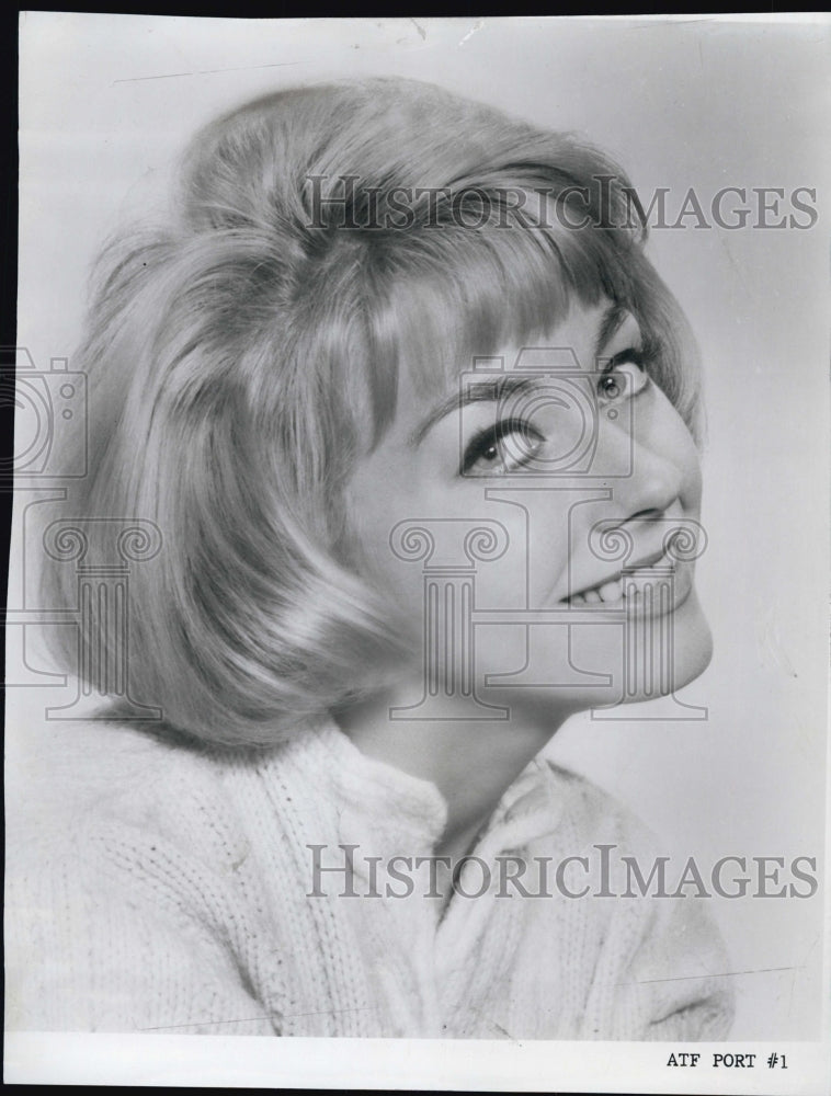 1965 Press Photo Actress Judi West Play After The Fall