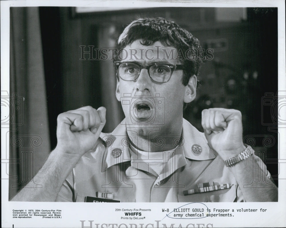 1971 Press Photo Film "Whiffs" Elliott Gould stars