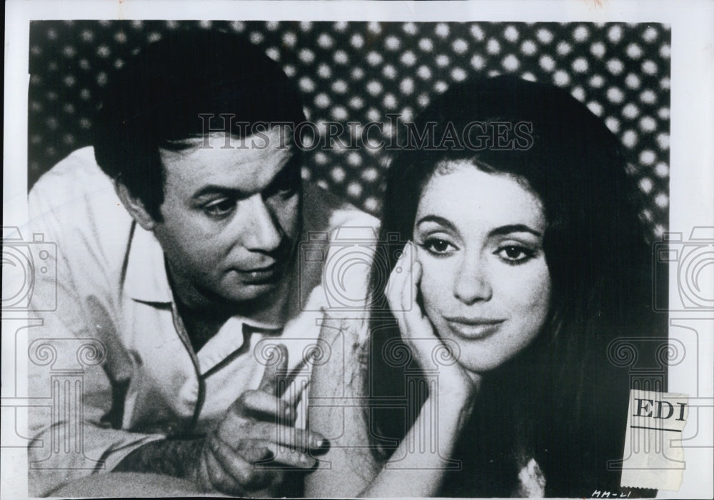 1970 Press Photo Elisabeth Weiner in "Marry Me! Marry Me!"