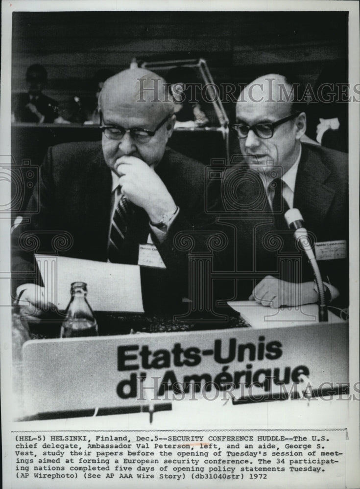 1972 Press Photo US delegate Val Peterson &amp; George Vest in Finland - RSL78599- Historic Images