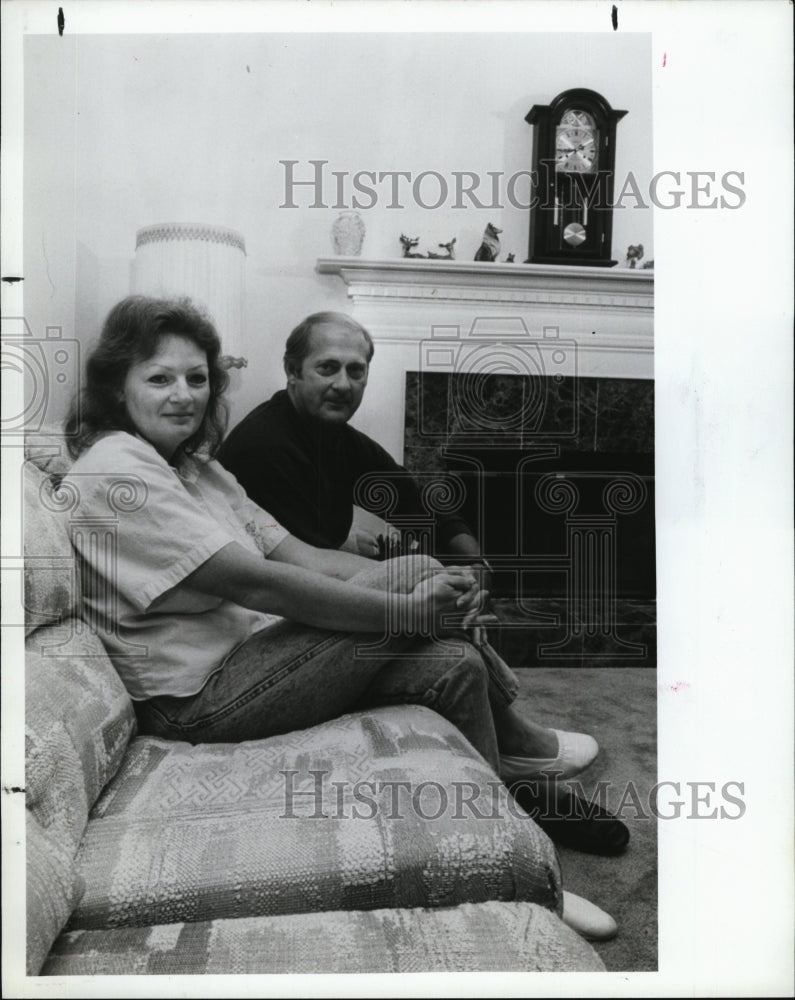 1991 Press Photo Connie & Bill Paden at home in Pasco County, Fla. - RSM03599