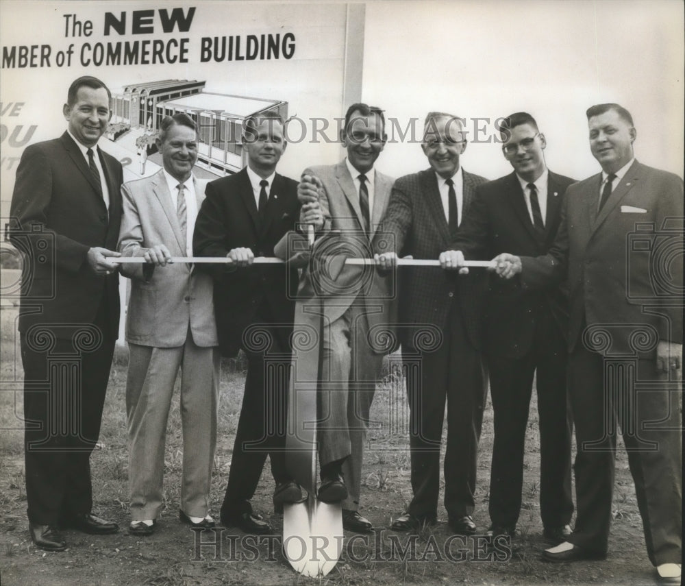 1963 Press Photo Alabama-Ground broken for Decatur Chamber of Commerce building - Historic Images