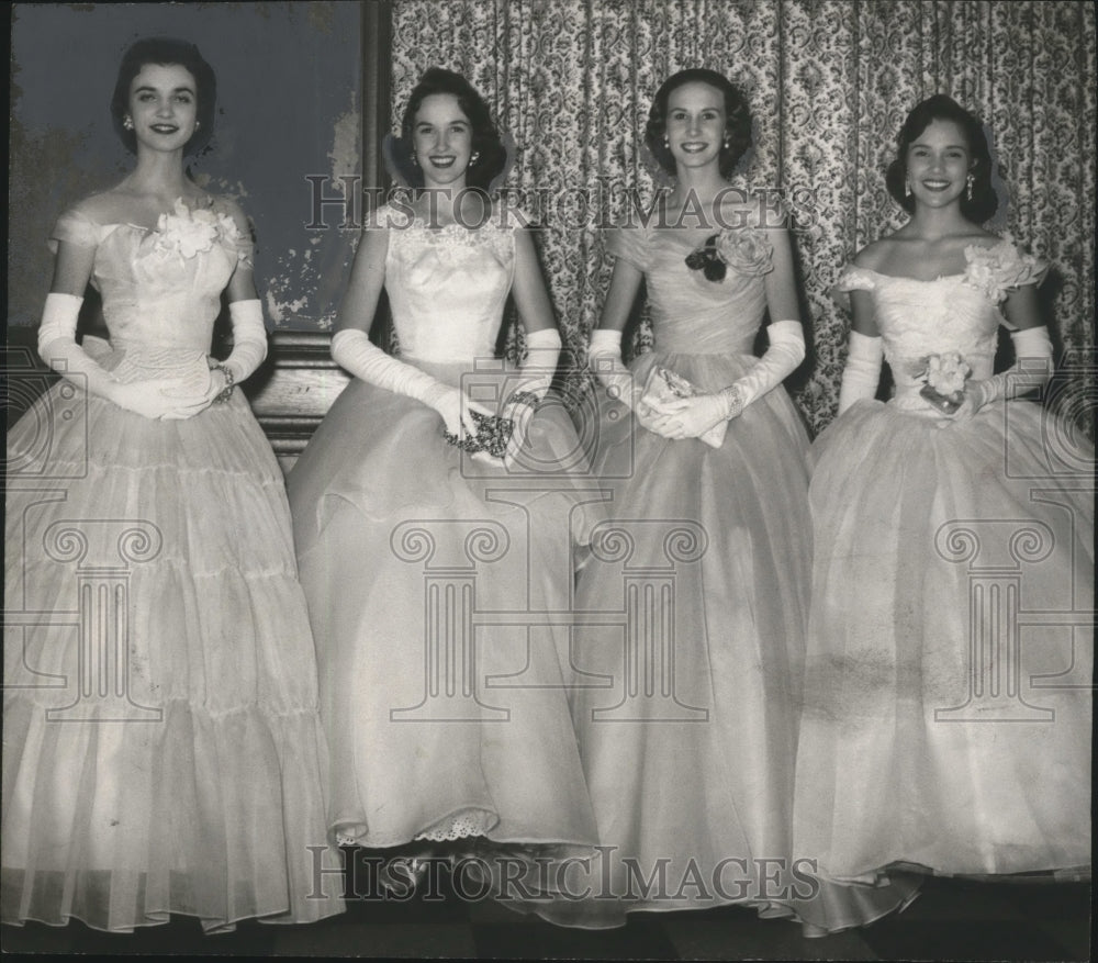 1958 Press Photo Mississippi&#39;s Maid&#39;s of Cotton going to nationals in Memphis.- Historic Images