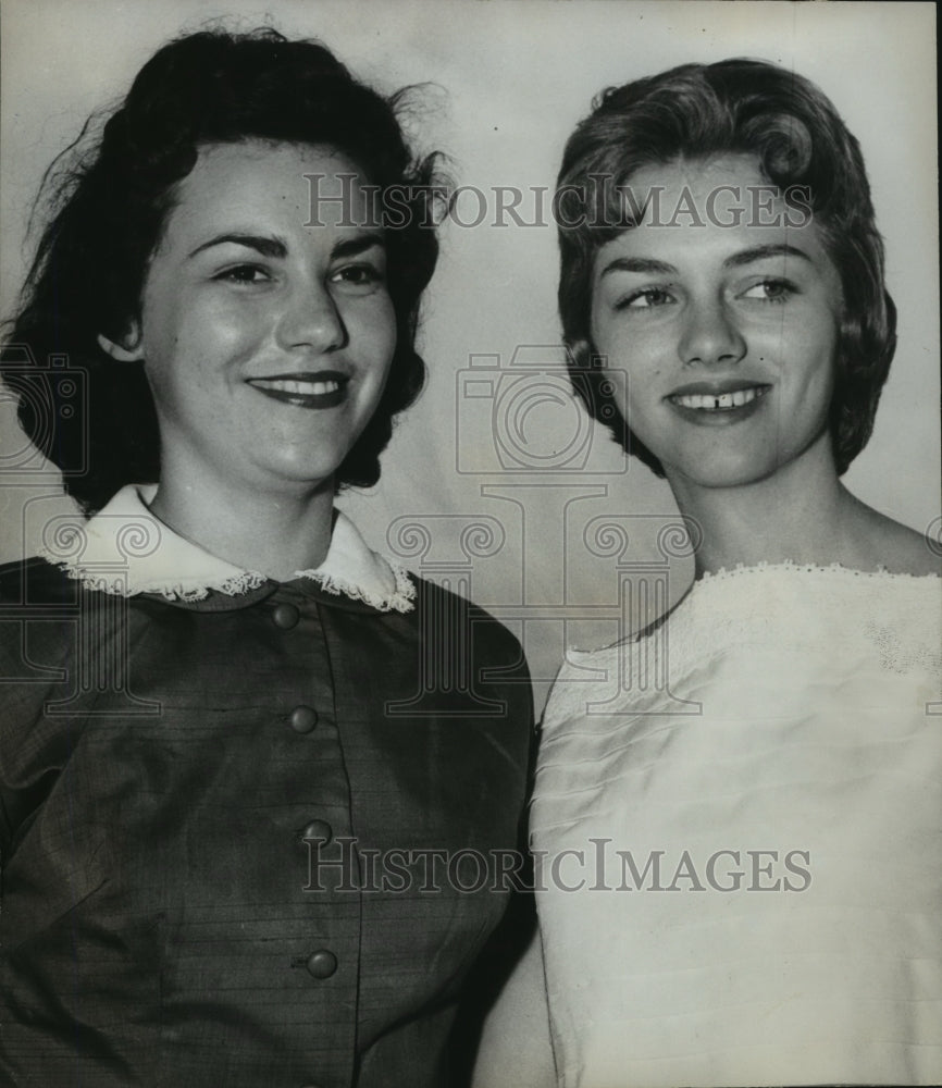 1961 Press Photo Alabama-Winston Cotton Maids, Betty Sue Spain and Lynn Terry.- Historic Images